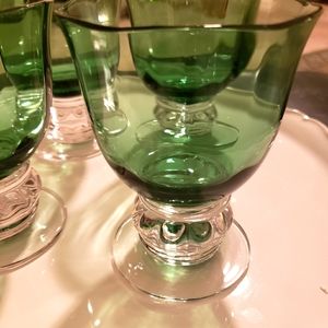 Set of 4 footed dessert glasses